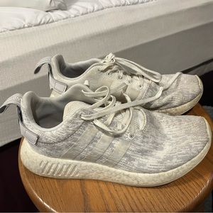 Adidas NMD R2 Sneaker